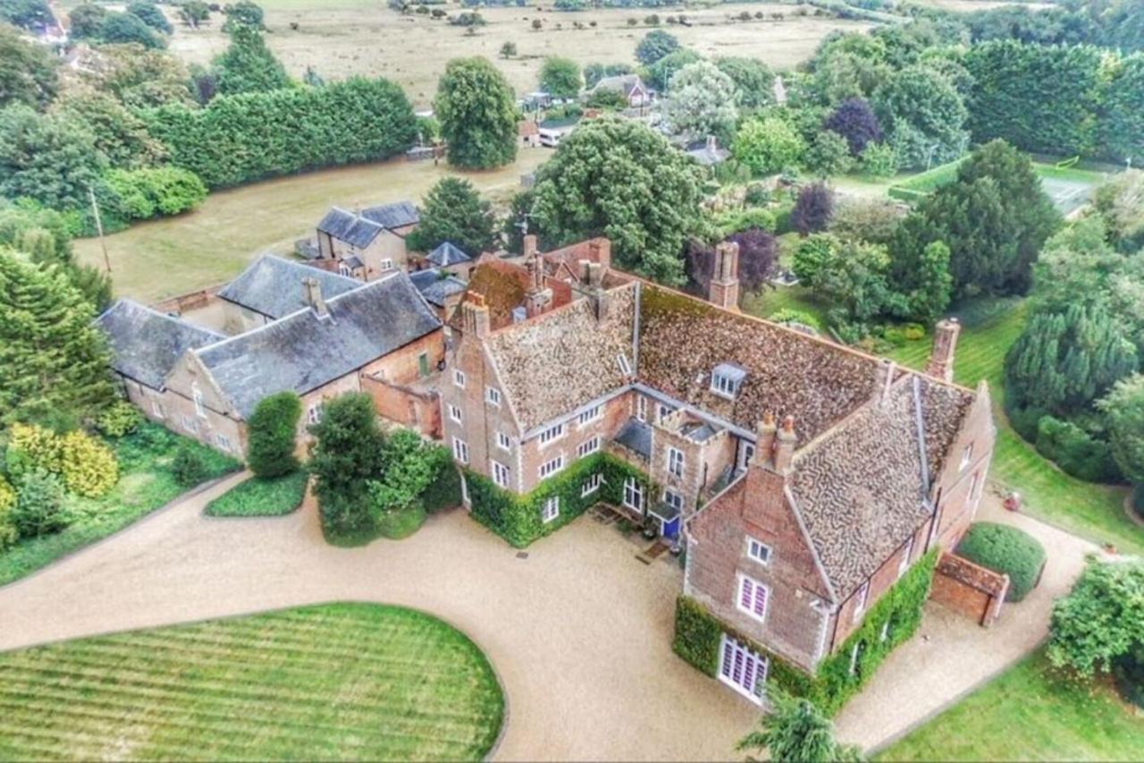 Hockwold Hall - Former Royal Residence Hockwold cum Wilton Buitenkant foto